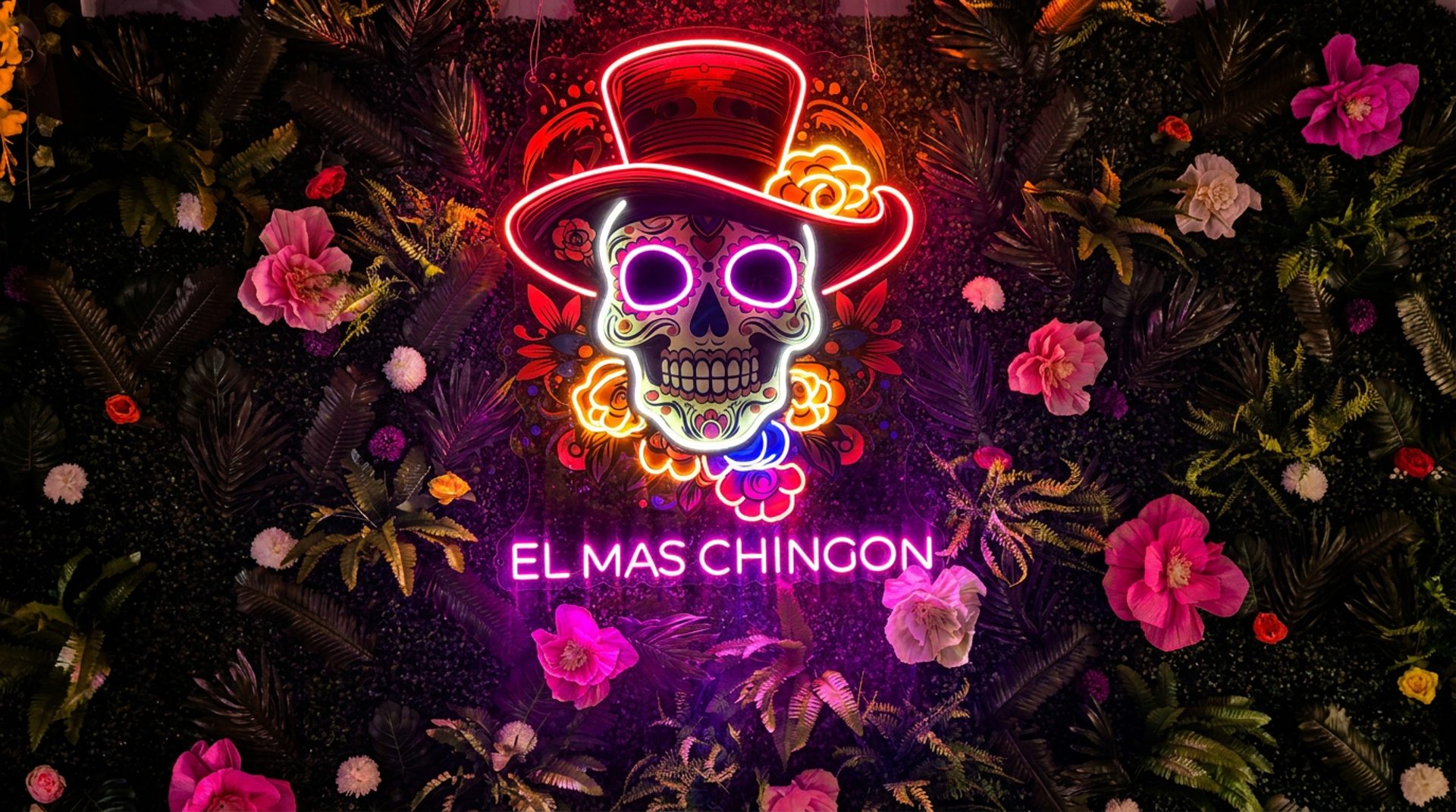 Inside El Mas Chingon