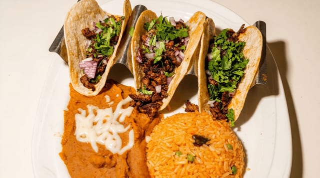 Tacos Carnitas.